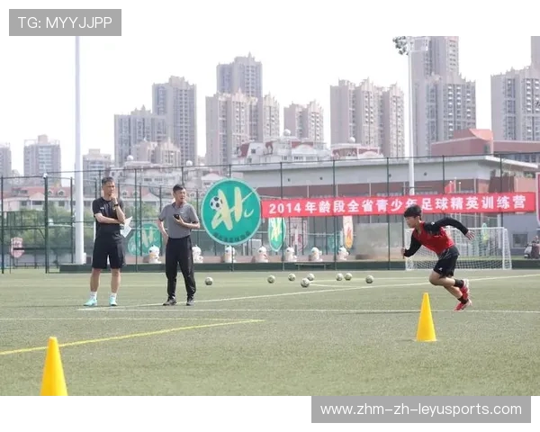 足球俱乐部在青训中借助科技手段监测成长曲线优化培养策略,足球俱乐部青训营 足球俱乐部在青训中借助科技手段监测成长曲线优化培养策略,足球俱乐部青训营